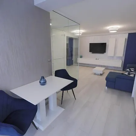 Urban Happy Apartment *